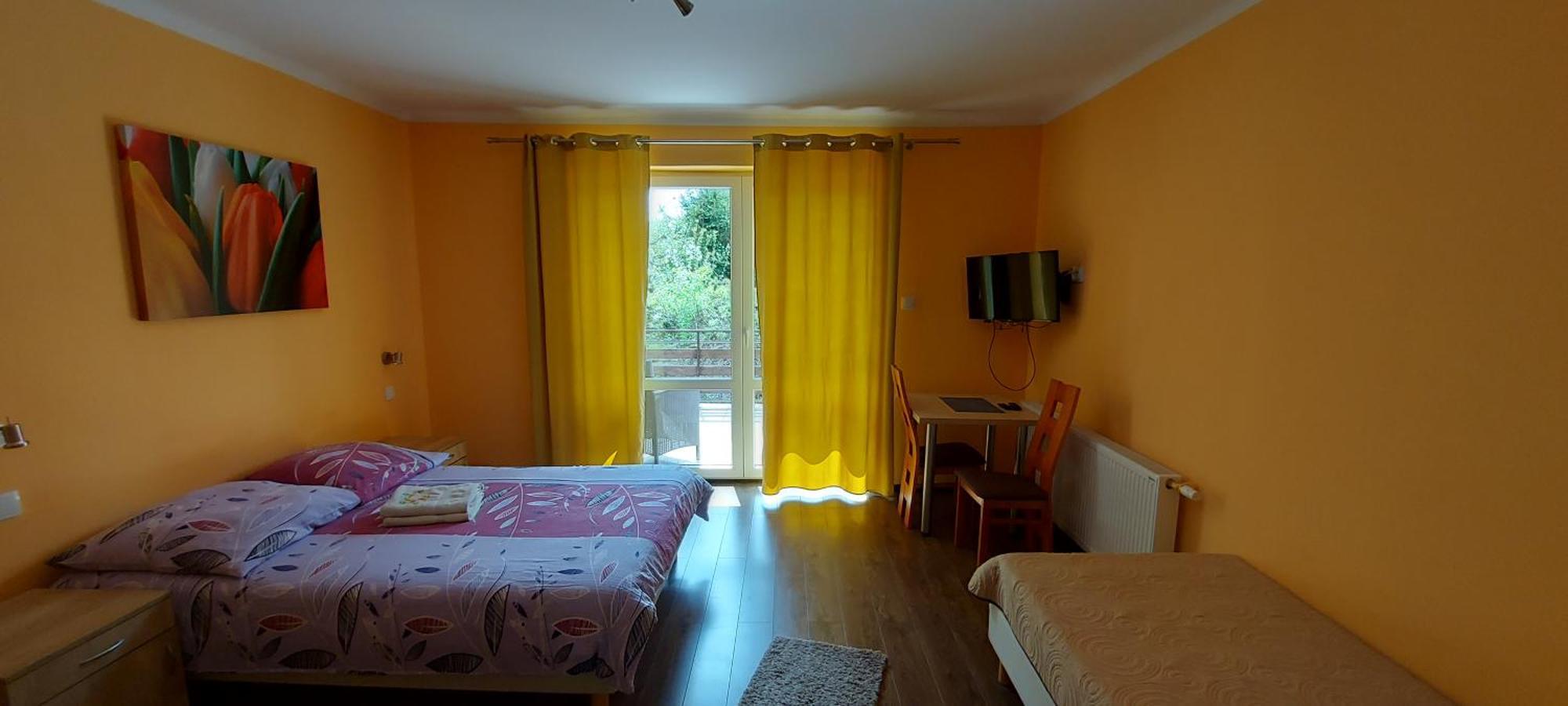 Pokoje Goscinne Stokrotka Naleczow Luaran gambar